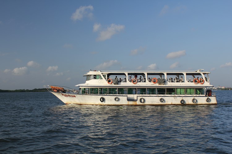 Ferry van Willingdon Island naar Fort Cochin